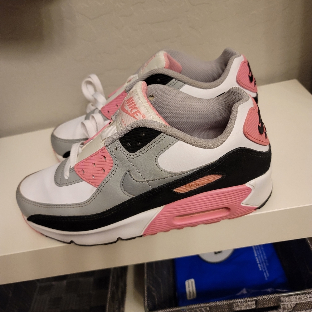 *SOLD*NIKE AIR MAX 90 SHOES - ROSE PINK - WOMEN'S SIZE 8